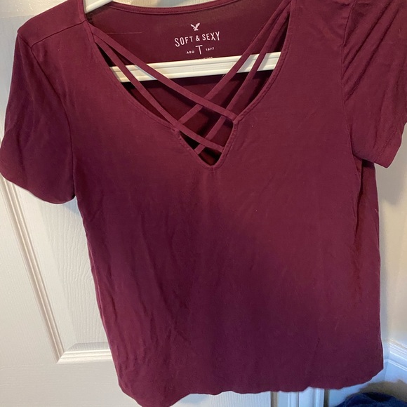Soft and sexy American eagle top